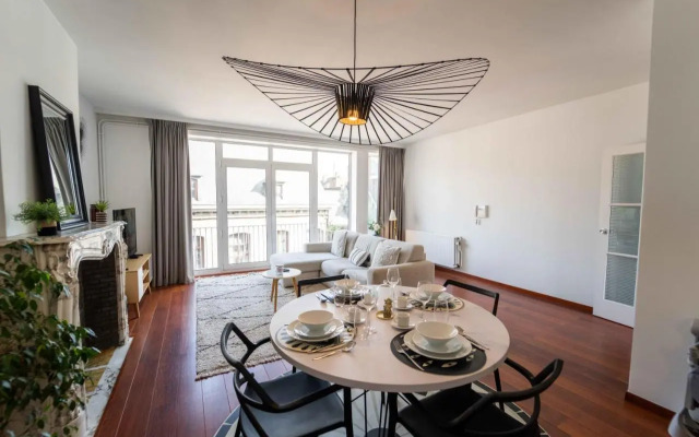 Luxury Apart' MONS City Center with Terrace