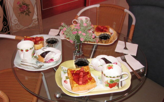 Evergreen Garden Home