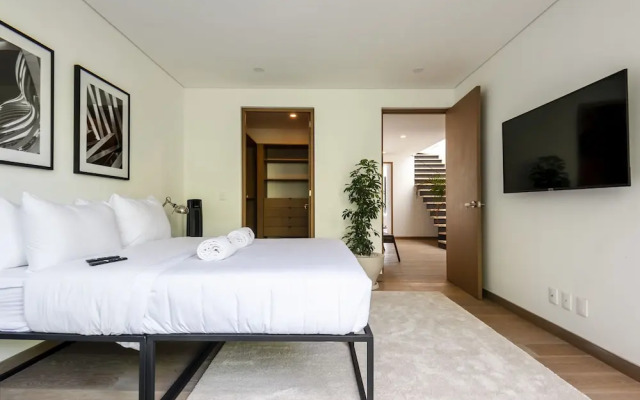 Wynwood House Schiller