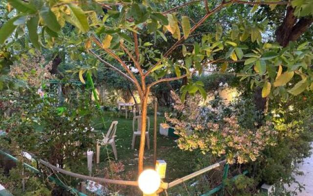 Al Rakaez Tourist Hostel