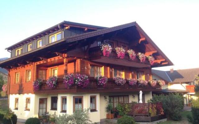 Land- und Appartementhaus Pircher