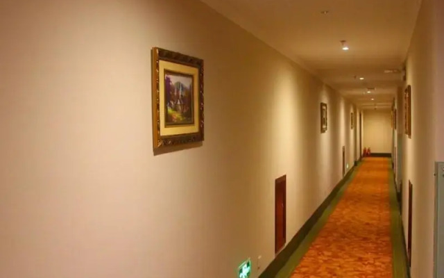 GreenTree Inn Qingdao Jiaozhou Fuzhou South Road Datong Building Express Hotel