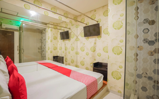 Super OYO Capital O 92633 Spring Hotel Gubeng