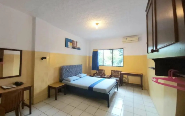 Sentosa Hotel Bekasi – Guest Rooms – Bekasi