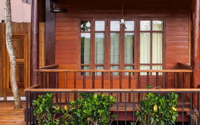 Riverhouse Hotel - The Teak House