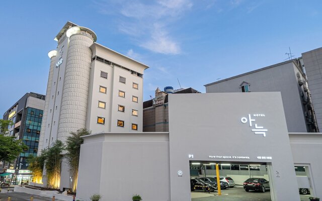 Aank Hotel Daejeon Yongjeon Ⅱ