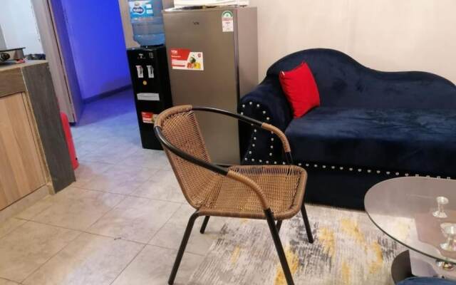 Stay.Plus Royal Suburbs Apartments