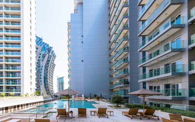 Stunning Studio Near Burj Khalifa