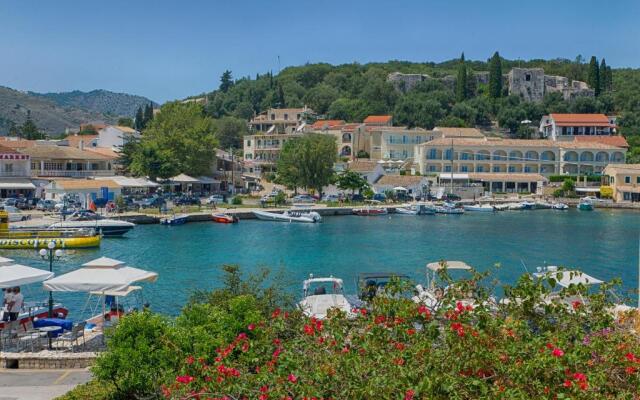 MANESSIS Apartments Kassiopi Bay Corfu