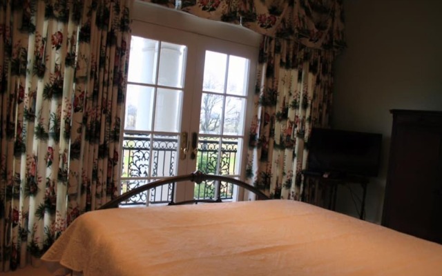 The Mansion at Red Hill