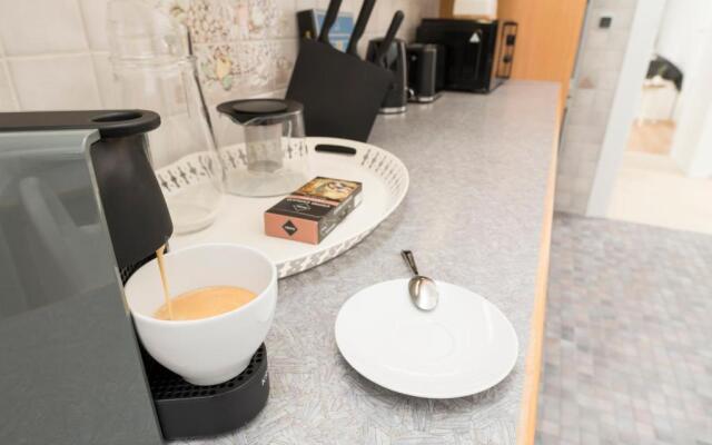 Spittelau Chillout Lounge by ichbucheAT