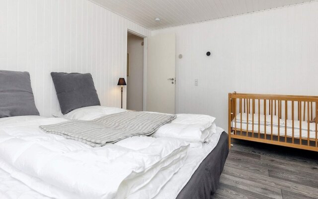 8 Person Holiday Home in Oksbol