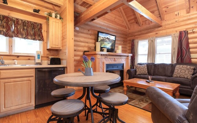 Candle Light Cabin by Vtrips