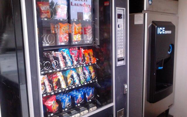 Welcome Inn St. Johns