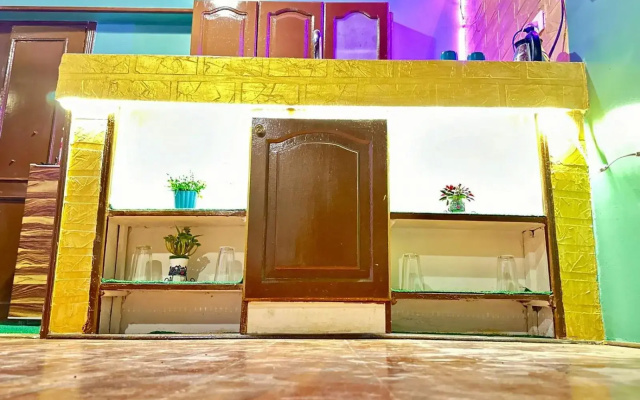 Elegant studio with private entrance with full services