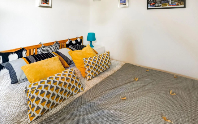 Cosy studio in Isigny sur Mer with a terrace