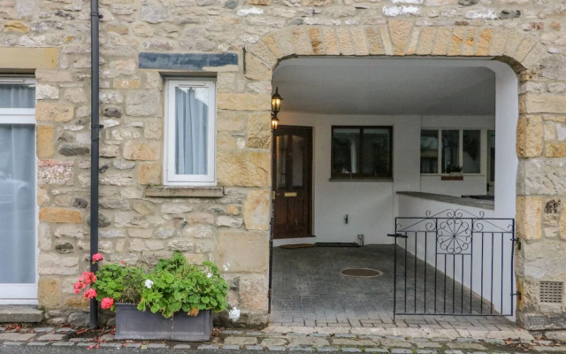 No. 2 The Mews