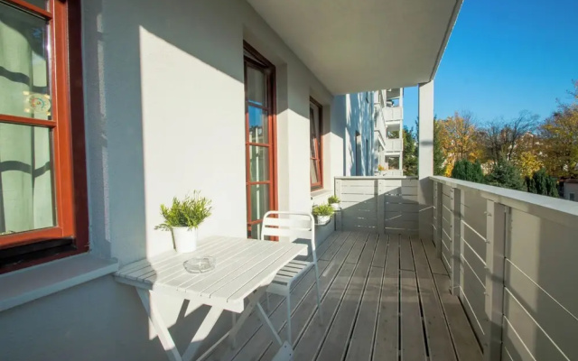 Nautica by Grand Apartments