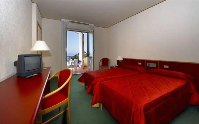 Hotel & Villaggio Torre Normanna