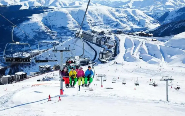 ORBI Palace Bakuriani ApartHotel & Spa