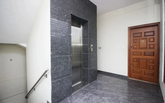 JCR Comfort Homestay By OYO Rooms