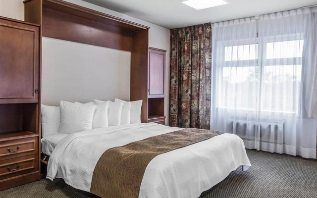 Quality Suites Drummondville