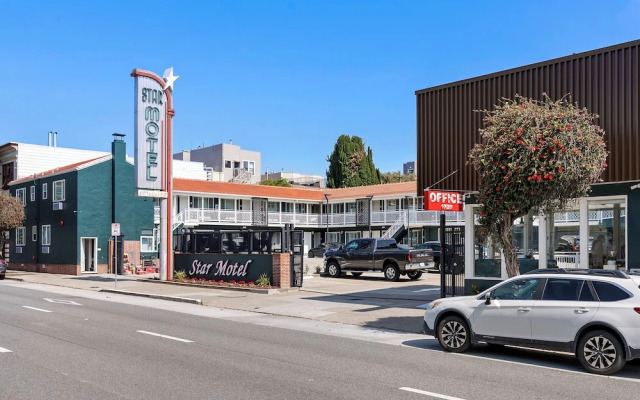 Star Motel