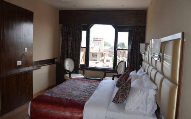 The Pride INN