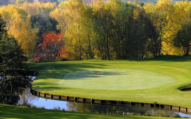 Golf Hotel Resort Val De Sorne