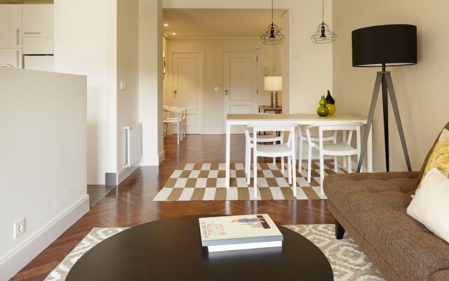 Duke Apartment by FeelFree Rentals