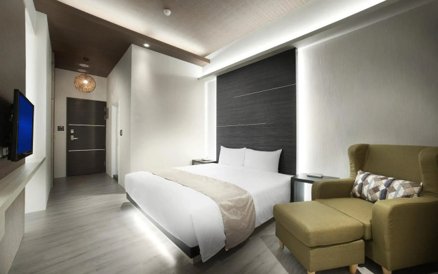 One Fukun Hotel