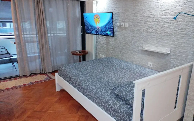 Seafront Apartment With Sea View D1