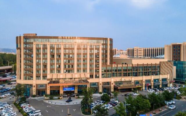 Serene Horizon Hotel