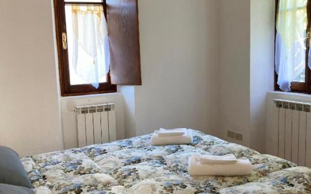 Authentic mountain house in Barzio center