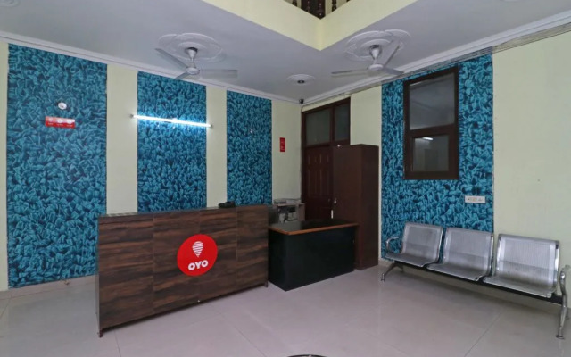 Vashu Residency By OYO Rooms