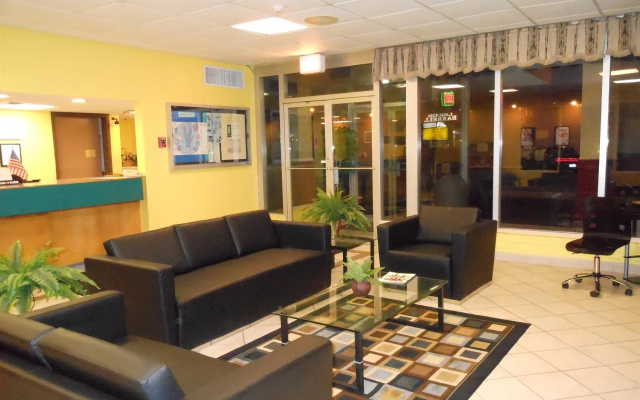 Country Garden & Suites