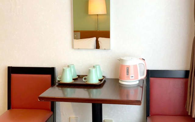 Tokyo Plaza Hotel
