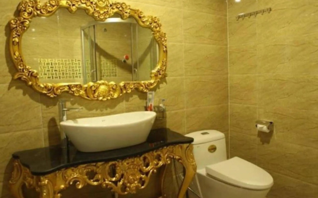 Phung Hoang Golden Hotel