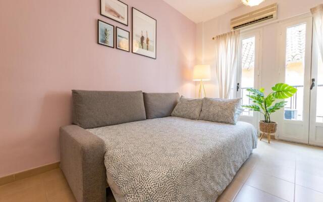 Bright Apartment Near The Historic Center