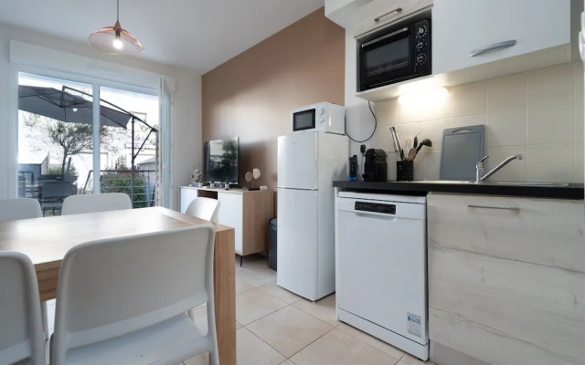 Family Retreat by Serignan Sea