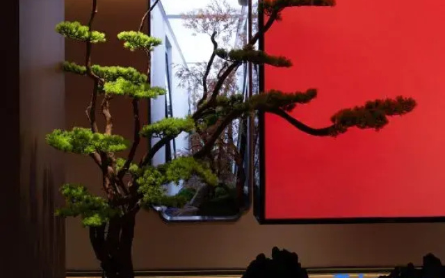 Xiyue Designer Hotel (Zhongshan Ferry Branch, Erma Road Food Street)