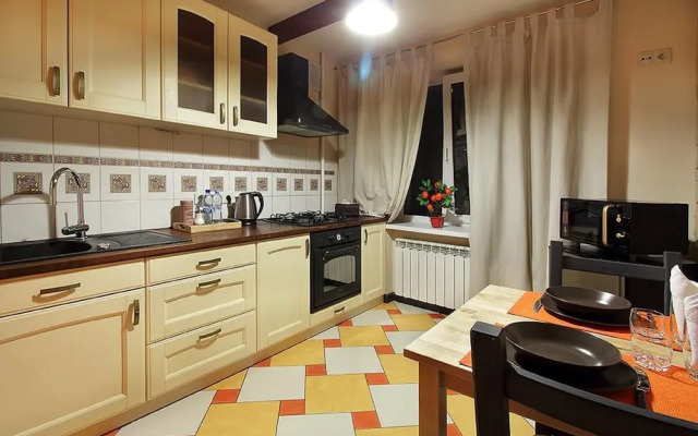 PaulMarie Apartments on Masherova 80