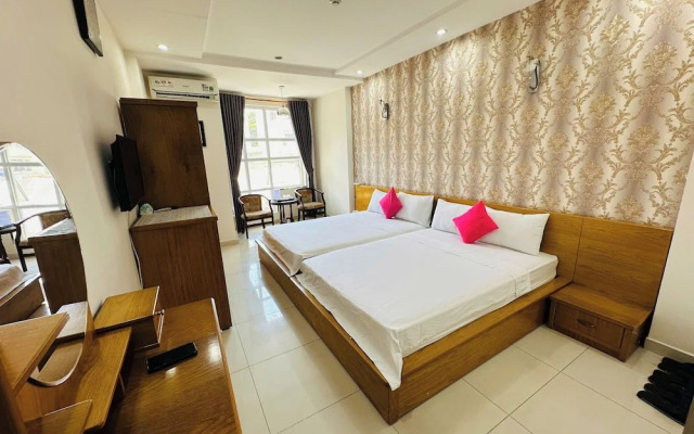 Trang Tien Plaza House-1 min to HK Lake