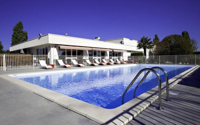 Sure Hotel Bordeaux Aeroport