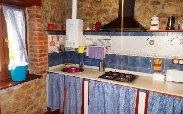 Casa Rural Nava Guela con Barbacoa