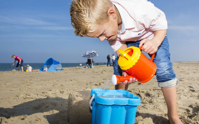 Beachside Bungalow Near Beach