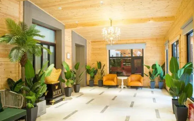 Starway Hotel
