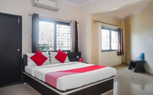 OYO 17121 Hotel Yashraj Inn