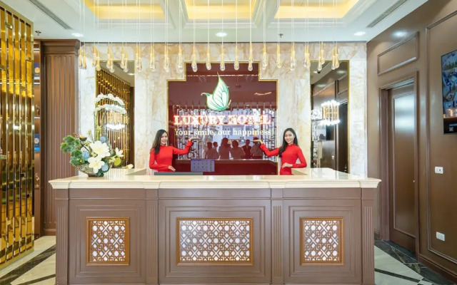 Luxury Hotel