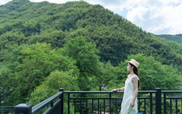 Anji Suishe · Light Luxury Garden Family Vacation (North Zhejiang Canyon Rafting Shop) – People – Huzhou